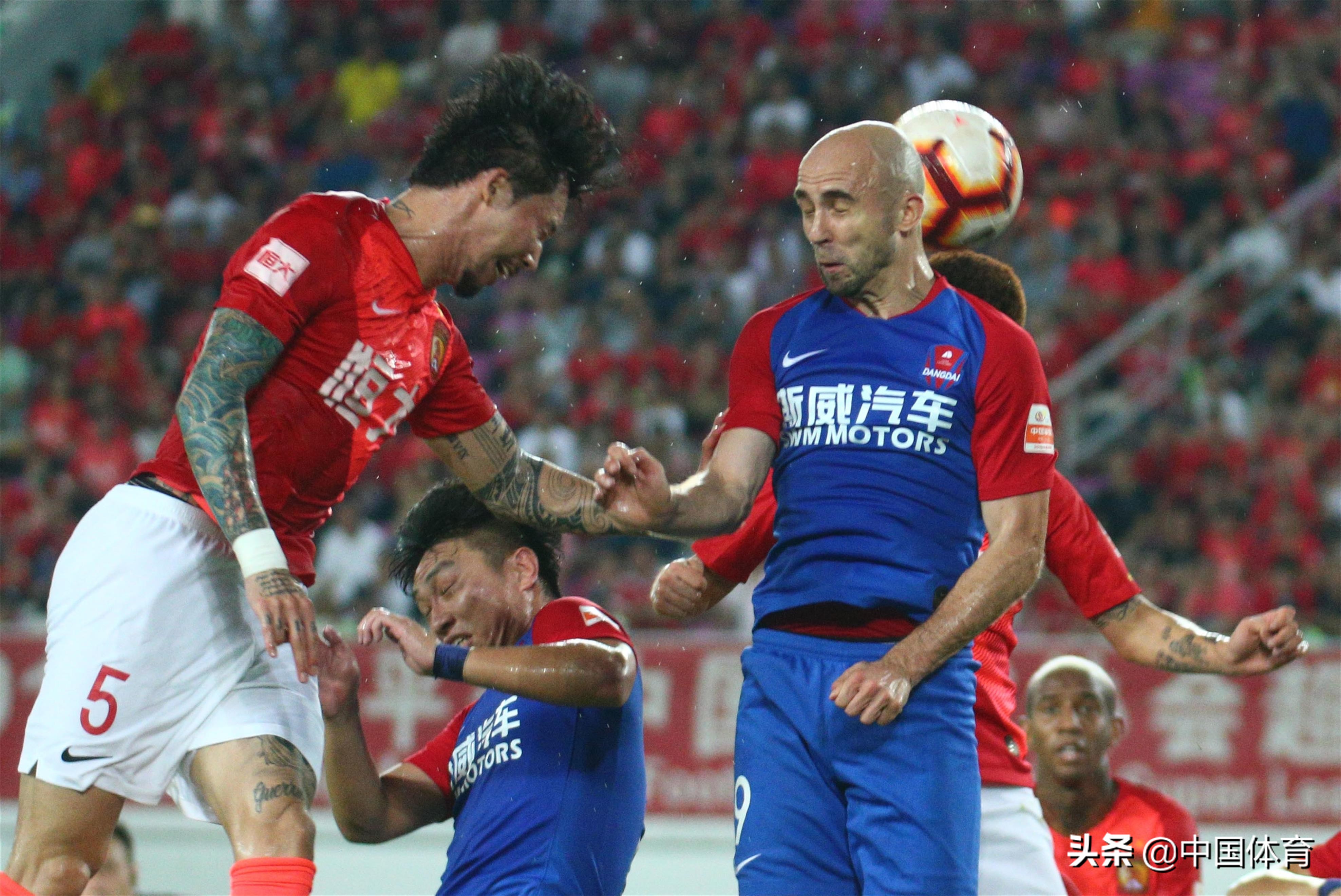 重庆斯威主场大胜，震惊中超联赛